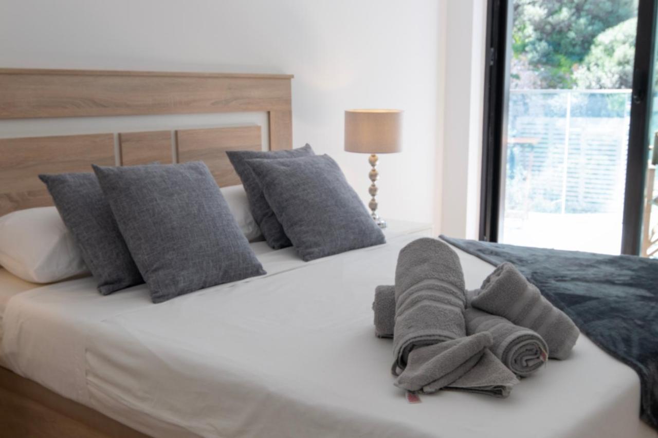Brand New Luxury 1 Bed 2 Bath Apartment - Spa & Pool Gibraltar Ngoại thất bức ảnh