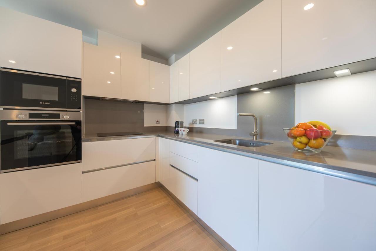Brand New Luxury 1 Bed 2 Bath Apartment - Spa & Pool Gibraltar Ngoại thất bức ảnh